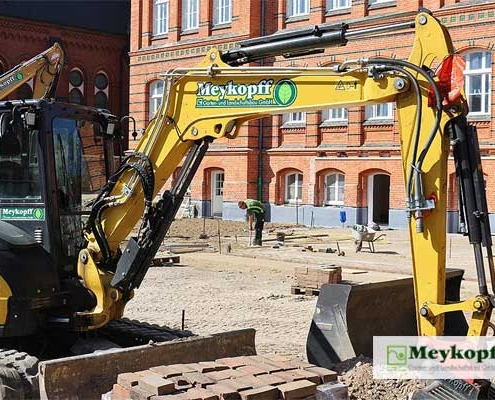 Meykopff GaLaBau Lübeck - Pflasterarbeiten am Studentenwohnheim