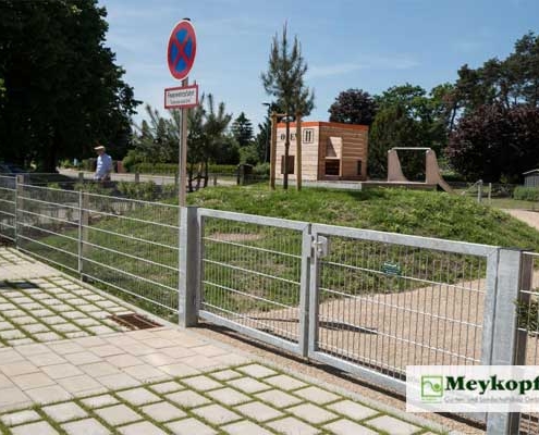 Meykopff Garten- und Landschaftsbau Metallzaun mit Tor