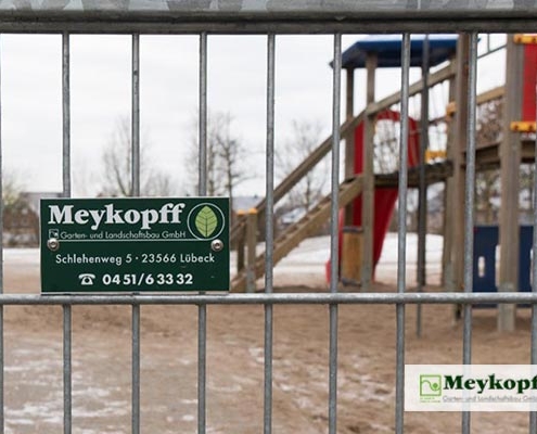 Meykopff Garten-Landschaftbau in Lübeck professioneller Metallzaun Zaunbau