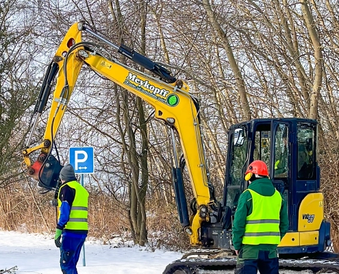 Meykopff GaLaBau Lübeck - Vorbereitung zur Rodung des Knicks