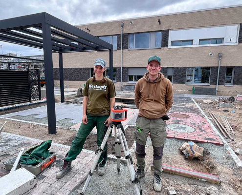 Meykopff GaLaBau Baustelle Benthack Junggesellen Ella und Florian | Meykopff Meykopff GaLaBau Baustelle Benthack Junggesellen Ella und Florian