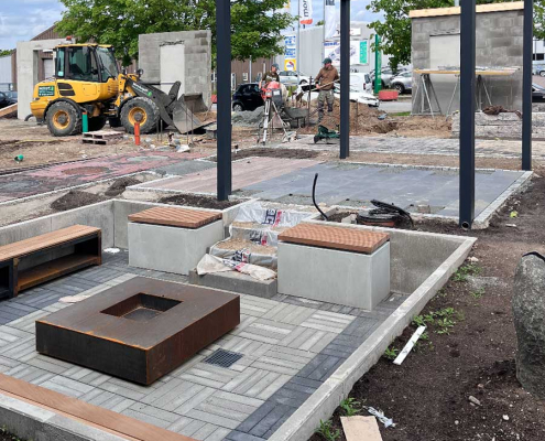 Meykopff GaLaBau Baustelle Benthack Outdoor-Pavillon mit Senkgarten Grillstation | Meykopff Meykopff GaLaBau Baustelle Benthack Outdoor-Pavillon mit Senkgarten Grillstation
